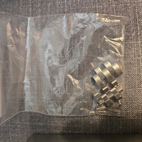 Wenger Swiss Made SWISS ARMY WATCH featuring BUDWEISER, Men's - Picture 3 of 13